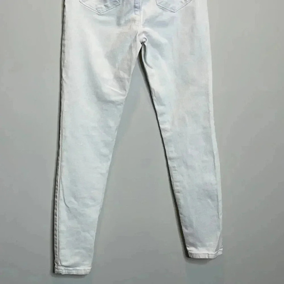YMI Skinny High Rise White Denim Jeans - Picture 7 of 8